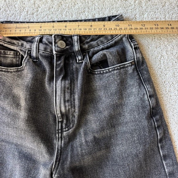 Pacsun Puddle‎ Wide Leg High Rise Jeans Black Washed Raw Hem Size 23 - Picture 8 of 11